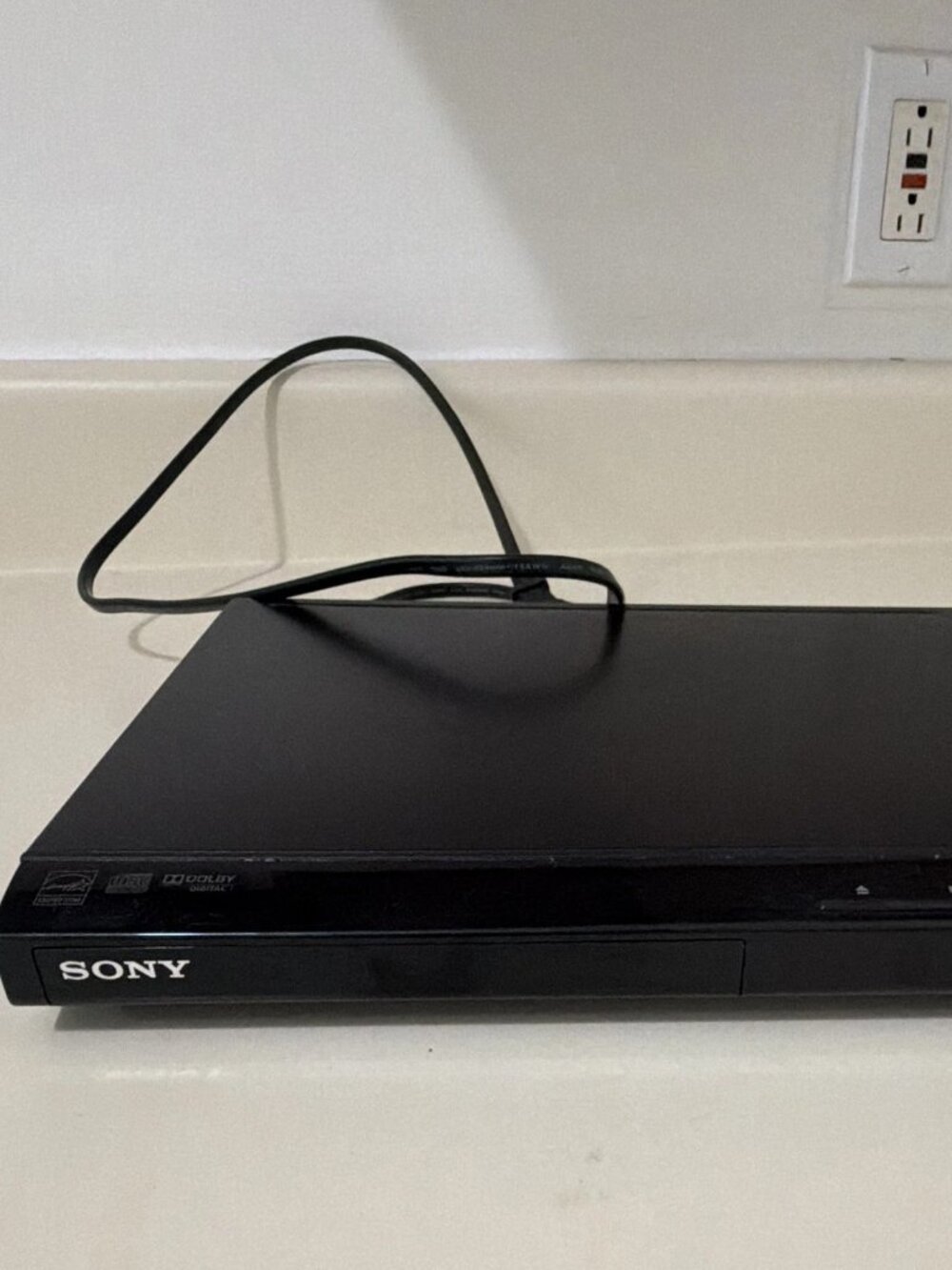 Sony Progressive Scan DVP-SR210P CD/DVD Player Small Mini Slim - Works